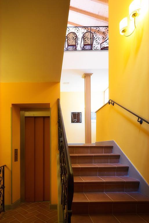 Hotel La Rosa Ronta 外观 照片