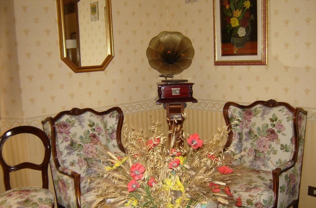 Hotel La Rosa Ronta 外观 照片